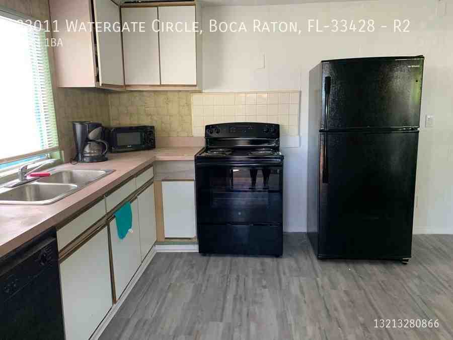 23011 23011 Watergate Circle, Boca Raton, FL-33428 #R2 - Photo 4 of 13