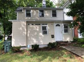 featured image of 117 3rd St
