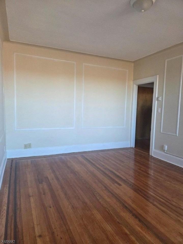 80 Union Ave Apt C6 #C6 - Photo 3 of 9