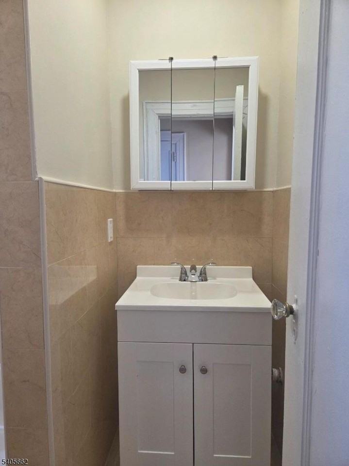 80 Union Ave Apt C6 #C6 - Photo 7 of 9