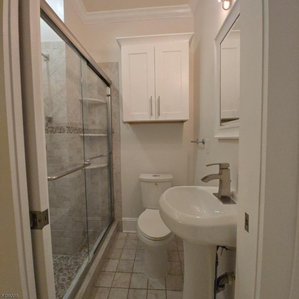 95 Nichols St - Photo 2 of 8