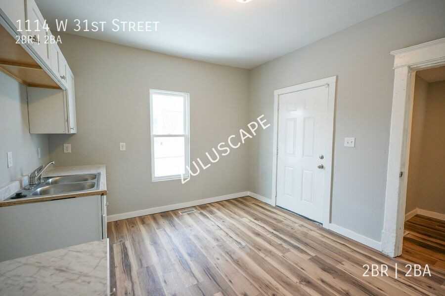 1114 W 31st St - Photo 6 of 22