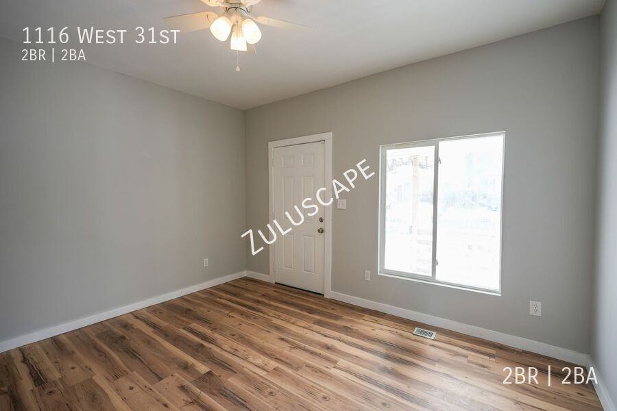 1116 W 31st St - Photo 3 of 21