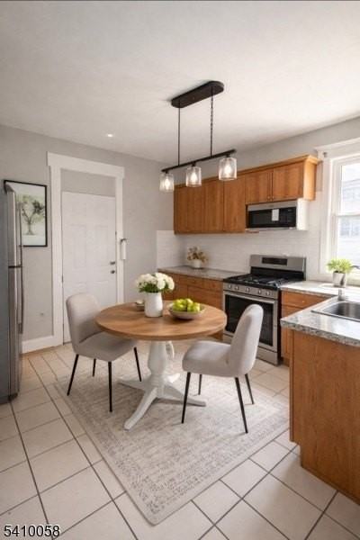 32 Rosehill Pl #2 - Photo 3 of 13