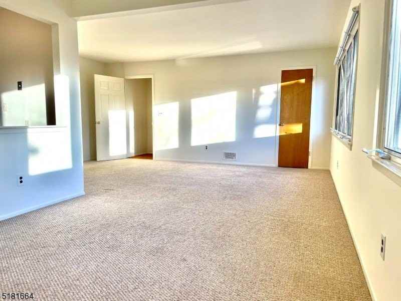 365 Patricia Ct - Photo 3 of 14