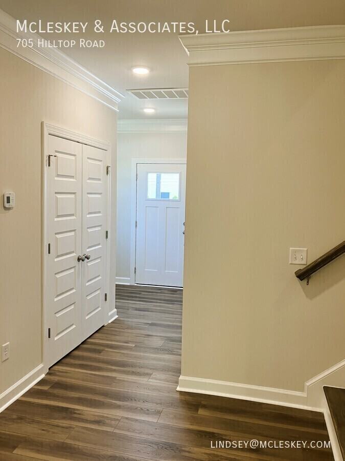 705 Hilltop Rd - Photo 6 of 46