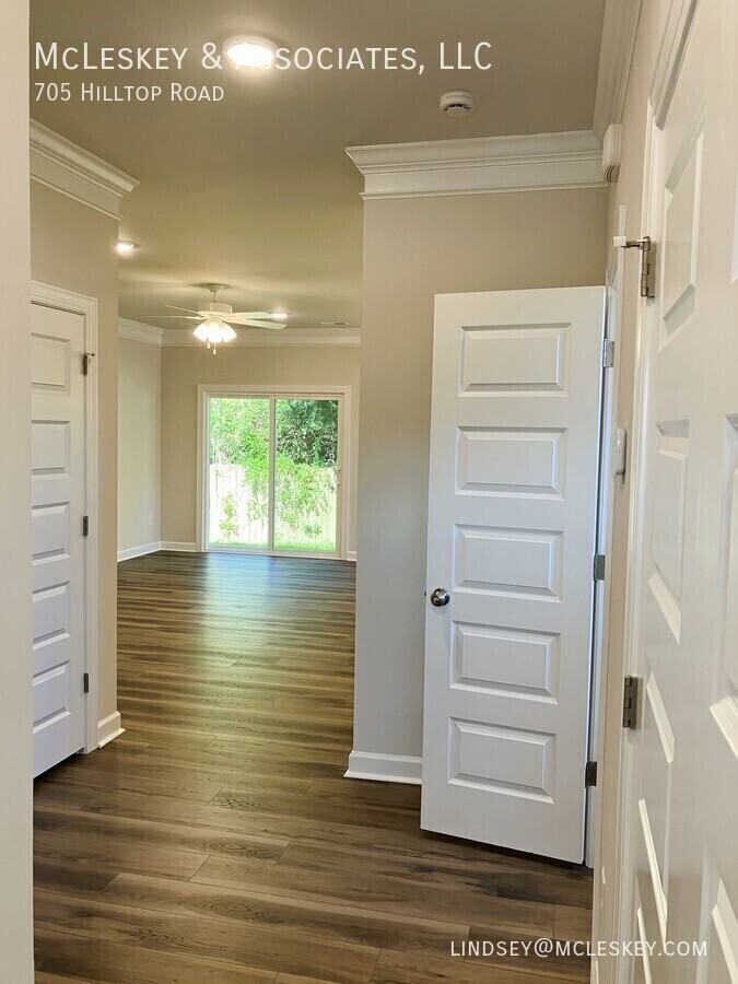 705 Hilltop Rd - Photo 7 of 46