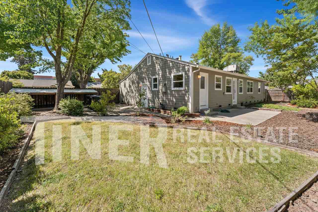 541 Sandburg Dr - Photo 4 of 24