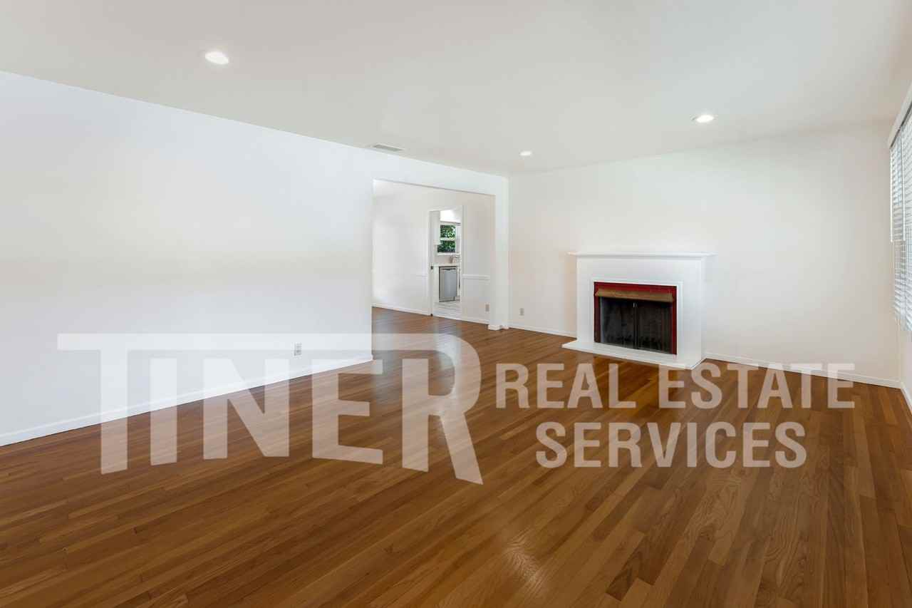 541 Sandburg Dr - Photo 7 of 24