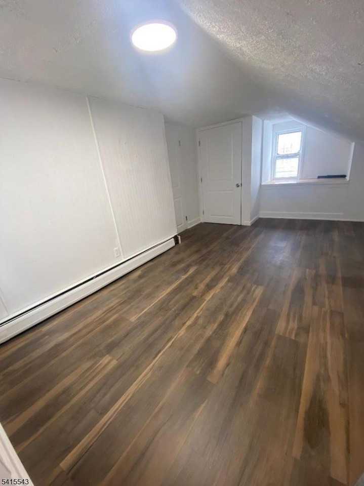 61 Highland St - Photo 7 of 13