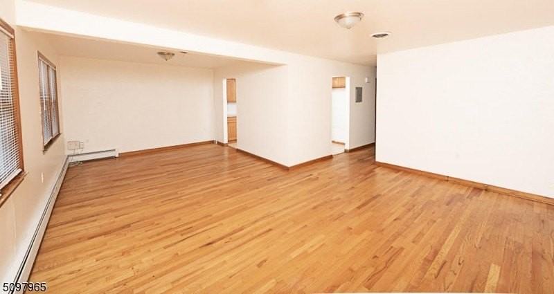 900 S Park Ave - Photo 4 of 10
