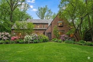 123 N Wyoming Ave - Photo 1 of 1