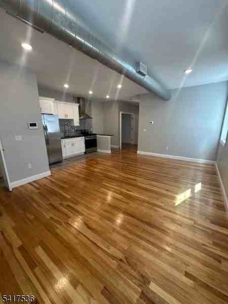 474 10th Ave #301 - Photo 4 of 13
