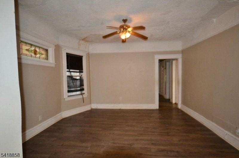 899 S 18th St #1 - Photo 5 of 23