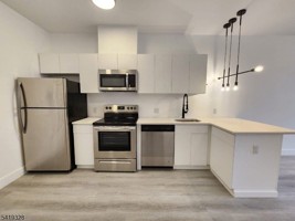 featured image of 925 E Jersey St #236