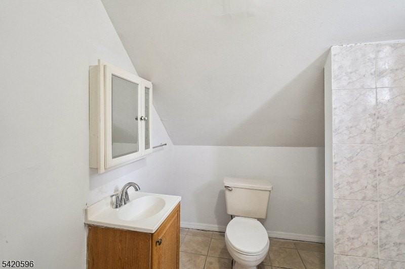 904 2nd Ave #2 - Photo 2 of 19