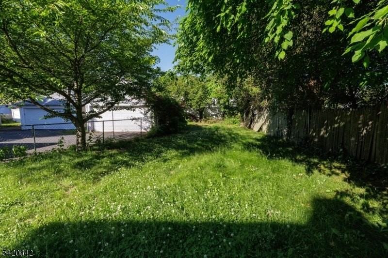606 N Washington Ave - Photo 5 of 32