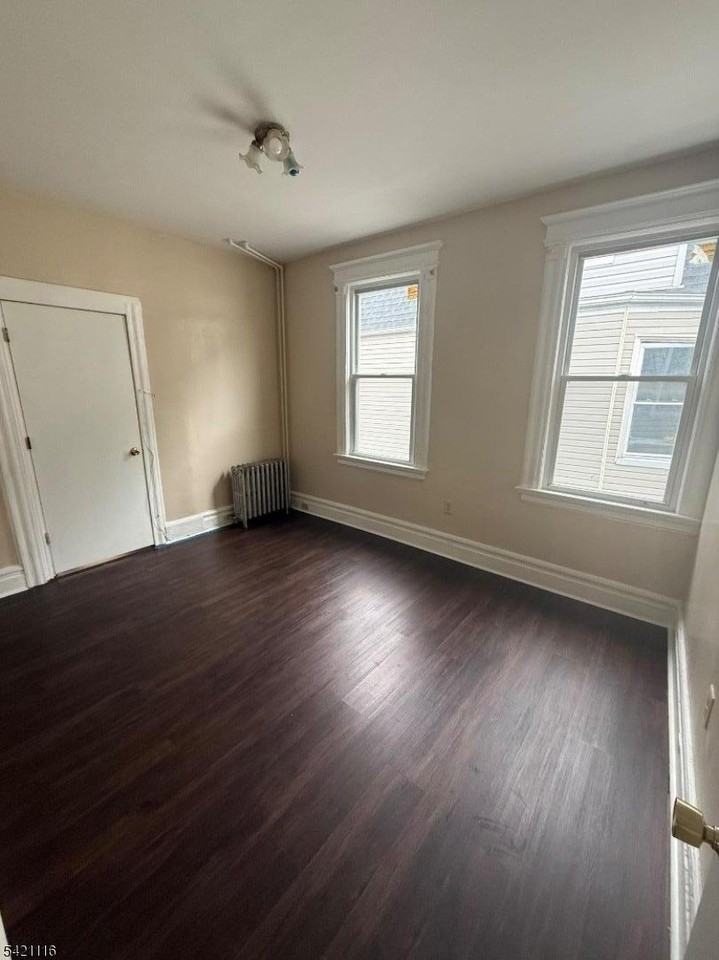 138 Stuyvesant Ave #1F - Photo 7 of 8