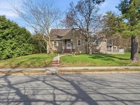 95 Sycamore Ave - Photo 1 of 1