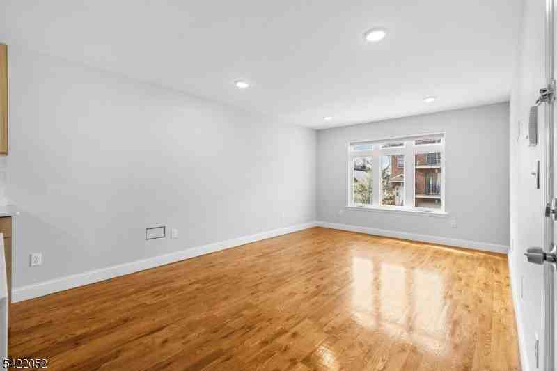 19 Shaw Ave #1 - Photo 3 of 26