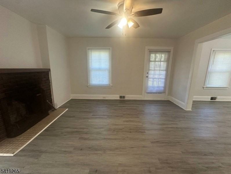 273 W Mount Pleasant Ave - Photo 3 of 18