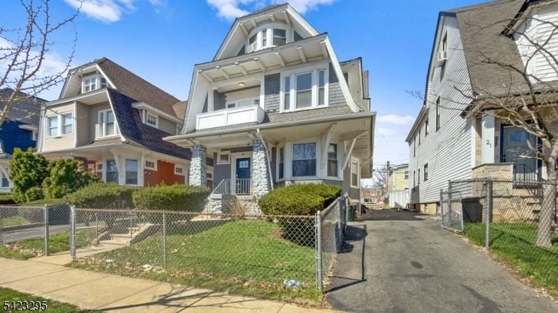 19 Newfield St