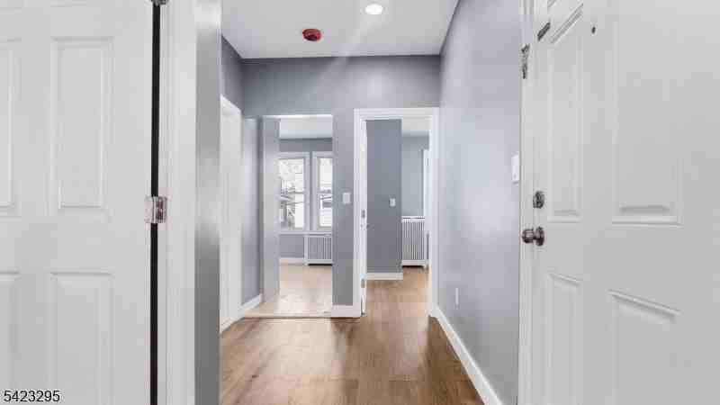 19 Newfield St - Photo 4 of 11