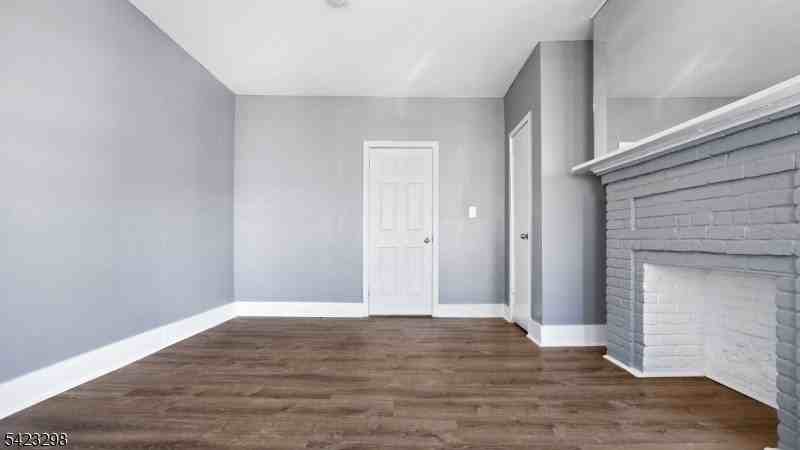 126 N 14th St - Photo 6 of 7
