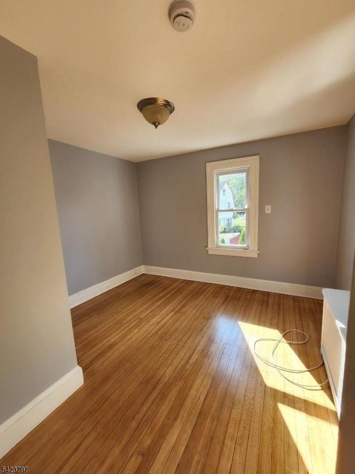 10 Westcott St - Photo 5 of 14