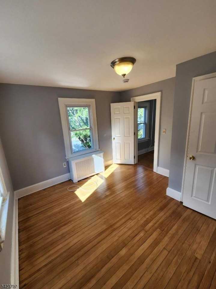10 Westcott St - Photo 6 of 14