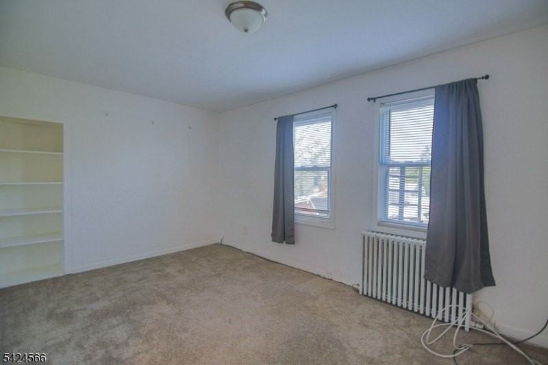 433 Ainsworth St - Photo 3 of 11