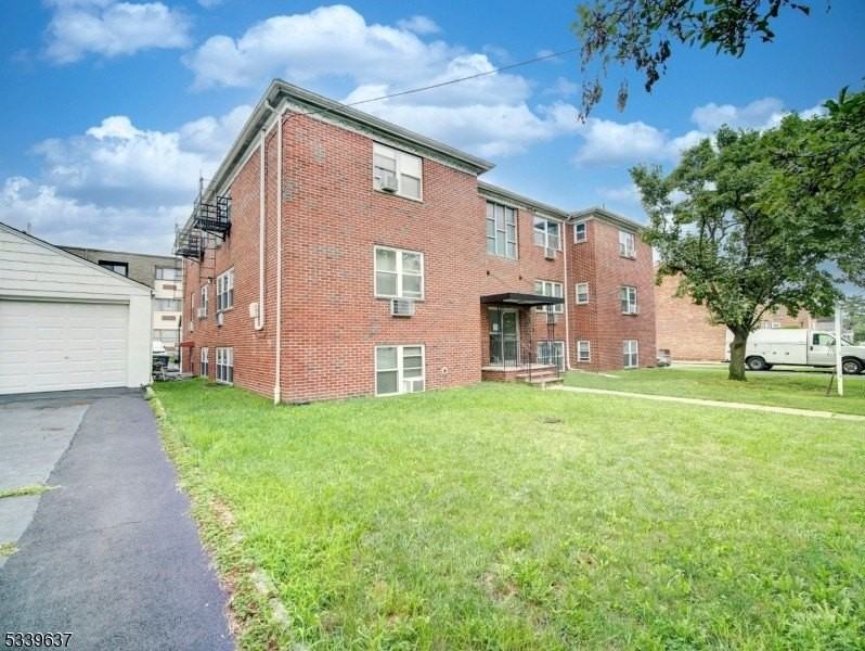 148-152 Newark Ave Apt 3 #Apt 3