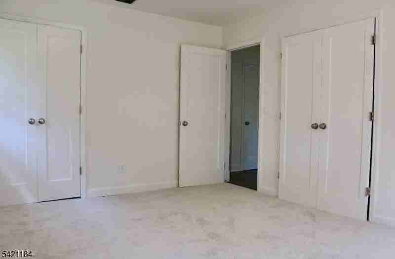 19 Hewetson Rd - Photo 7 of 20