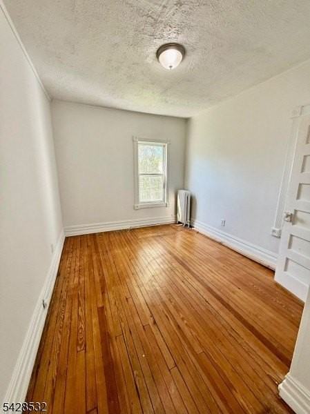 263 Amherst St - Photo 4 of 12