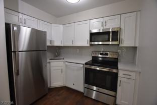 24 Sunrise Dr - Photo 1 of 1