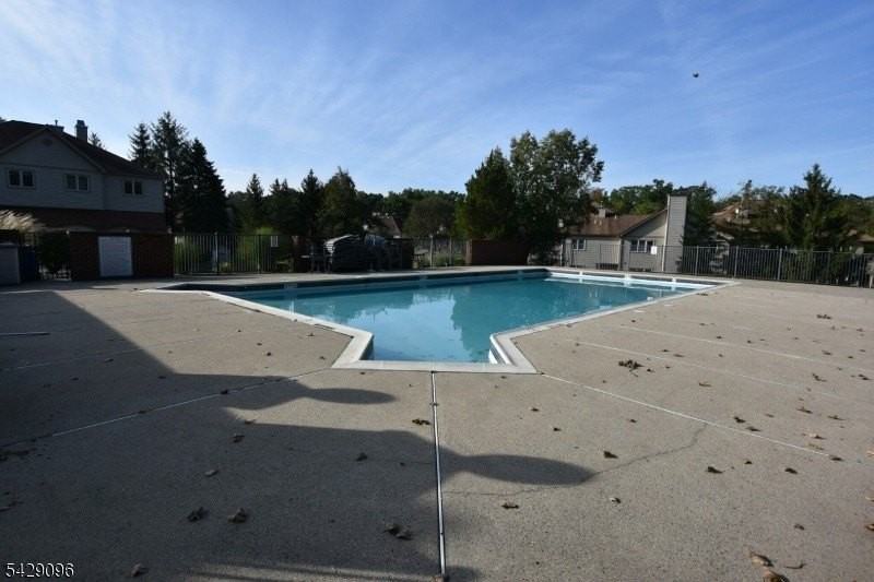 24 Sunrise Dr - Photo 7 of 9