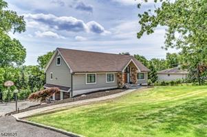 featured image of 136 Carlough Rd