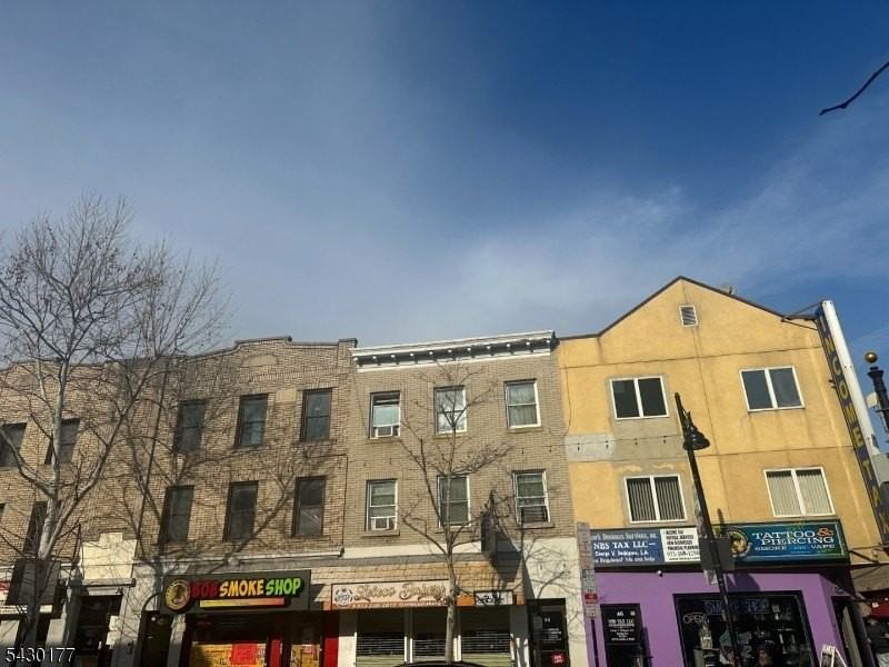 46 Ferry St #3F