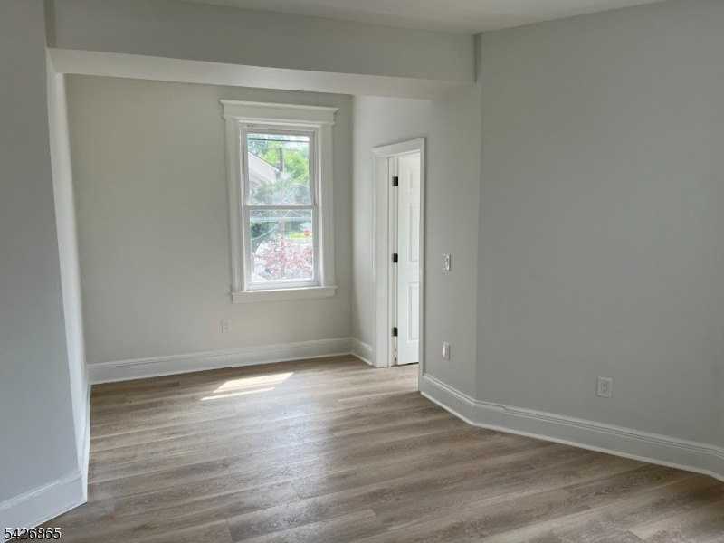 60 Hilton Ave Unit 2 #2 - Photo 3 of 13