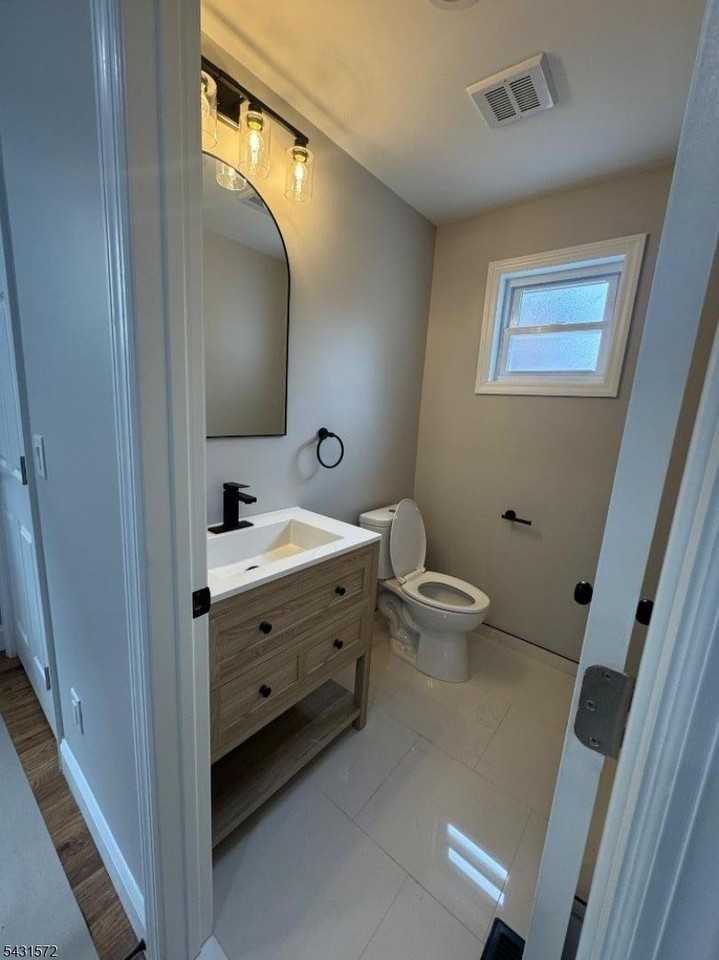 20 Maple Ave #1 - Photo 4 of 10
