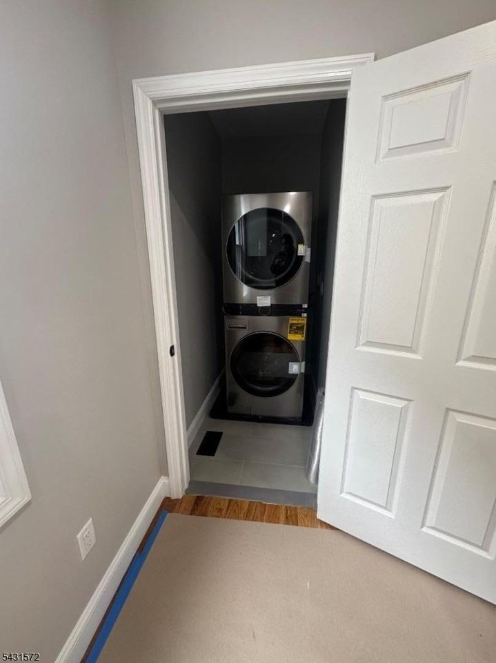 20 Maple Ave #1 - Photo 6 of 10