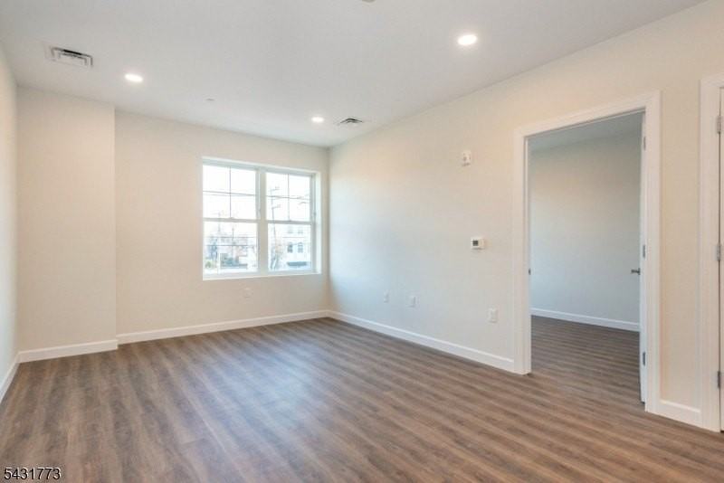 515 Union Blvd #28 - Photo 2 of 14