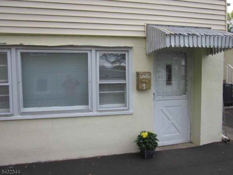 16 Shunpike Rd - Photo 2 of 15