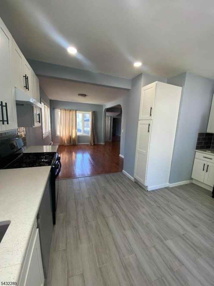 17 Walnut Ter - Photo 4 of 18