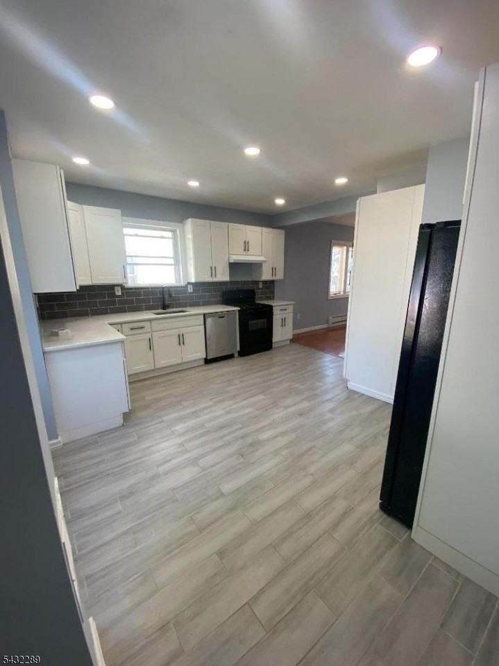 17 Walnut Ter - Photo 6 of 18