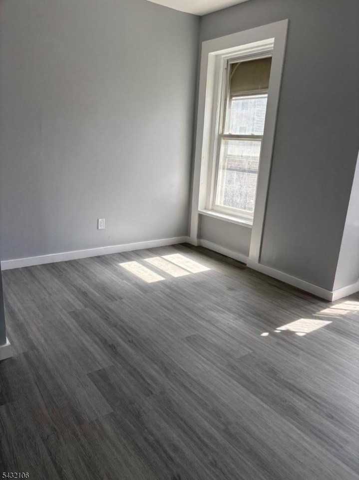69 Columbia St #2 - Photo 2 of 21