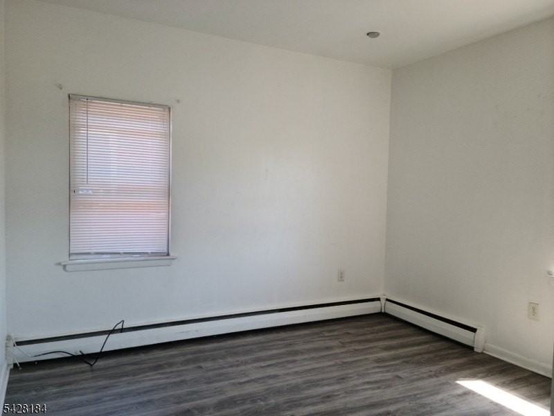 312 Franklin Ave #5 - Photo 6 of 7