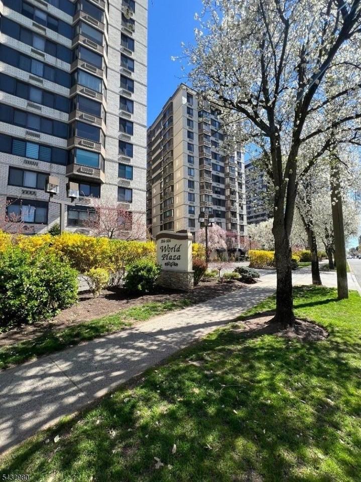 316 Prospect Ave Apt 3c #3C