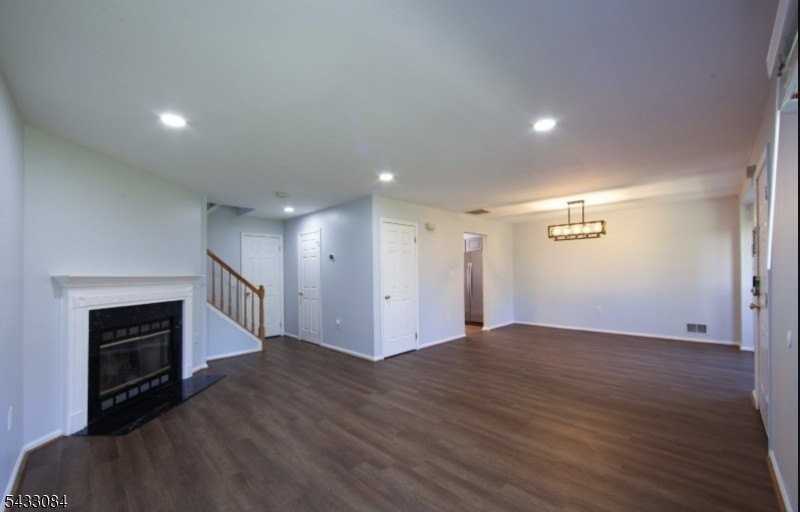 50 Pine St #D - Photo 5 of 10