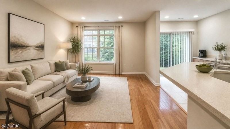 46 Kennedy Ct - Photo 4 of 14